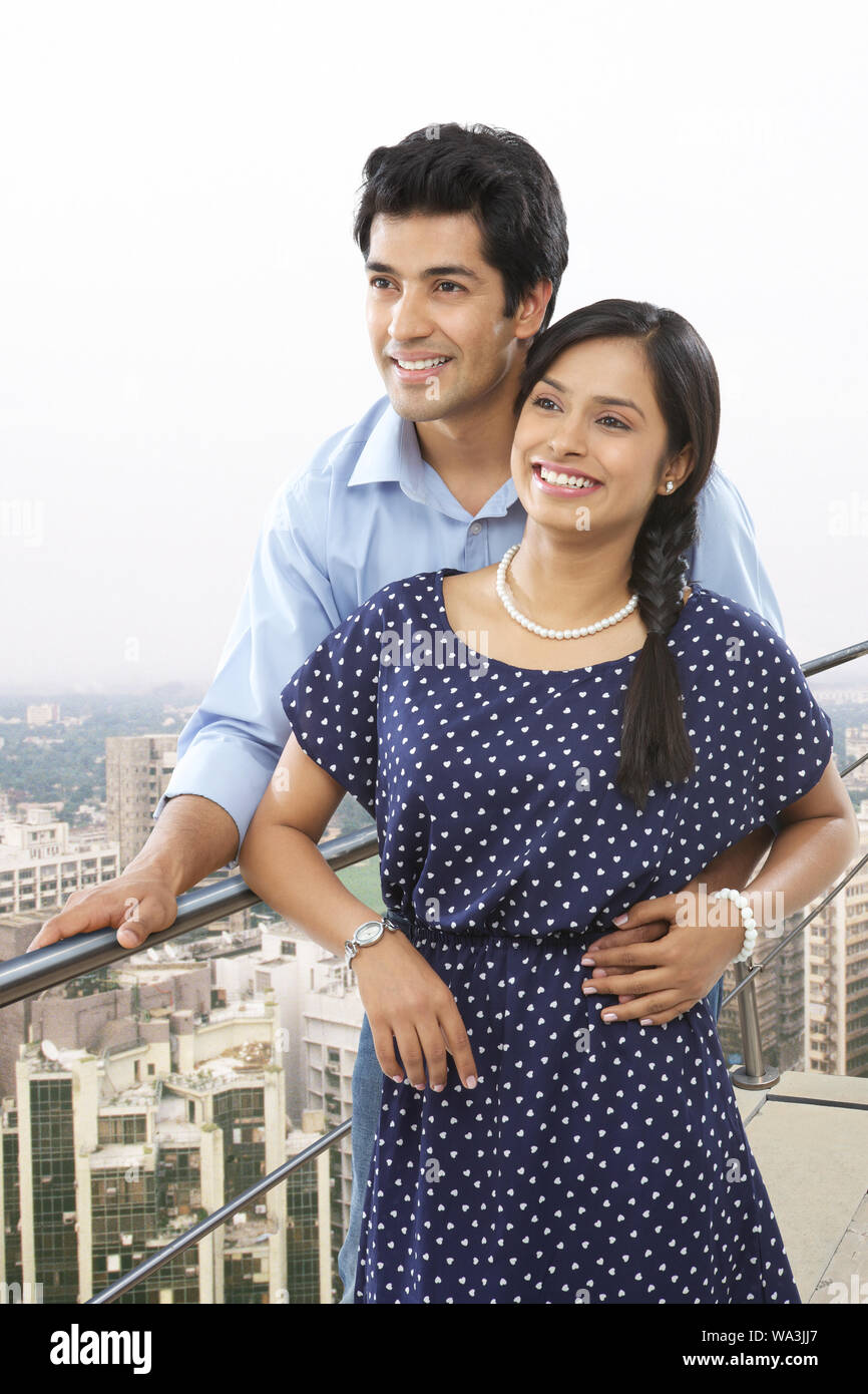 Man arm around woman hi-res stock photography and images - Alamy