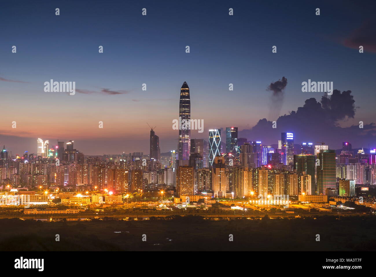 Diwang Diwang skyscraper building hi-res stock photography and images - Alamy