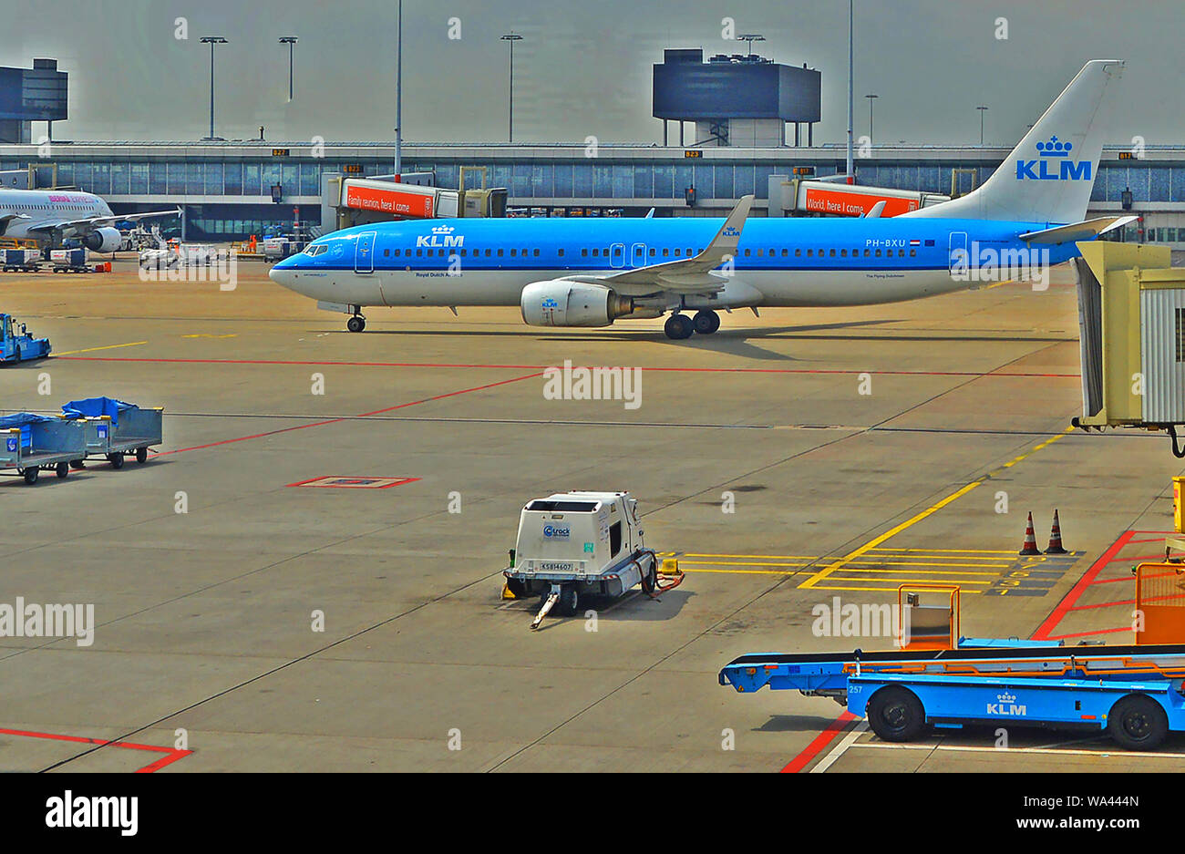 Klm symbol hi-res stock photography and images - Alamy