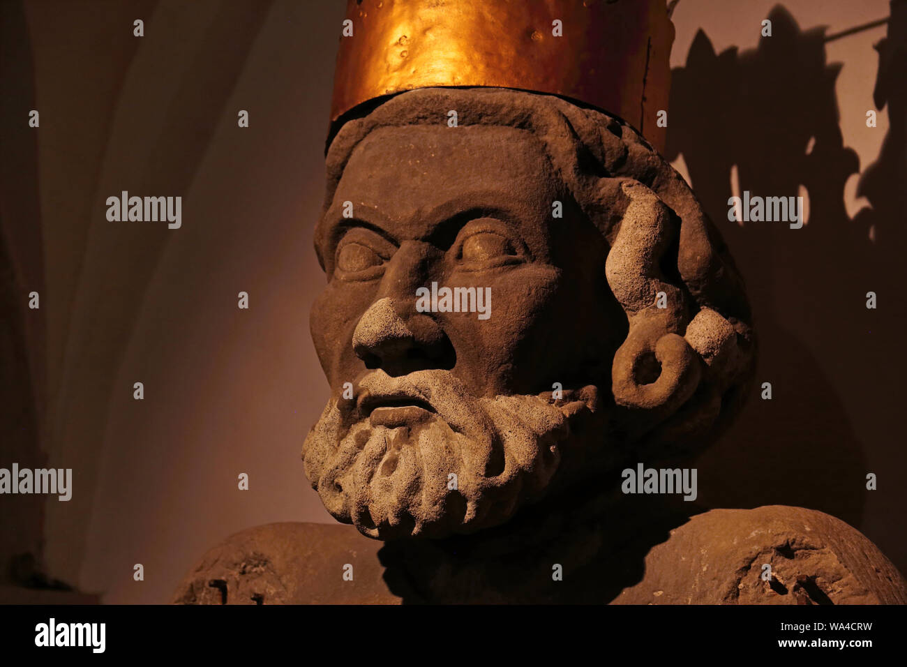 Emperor charlemagne statue hi-res stock photography and images - Alamy