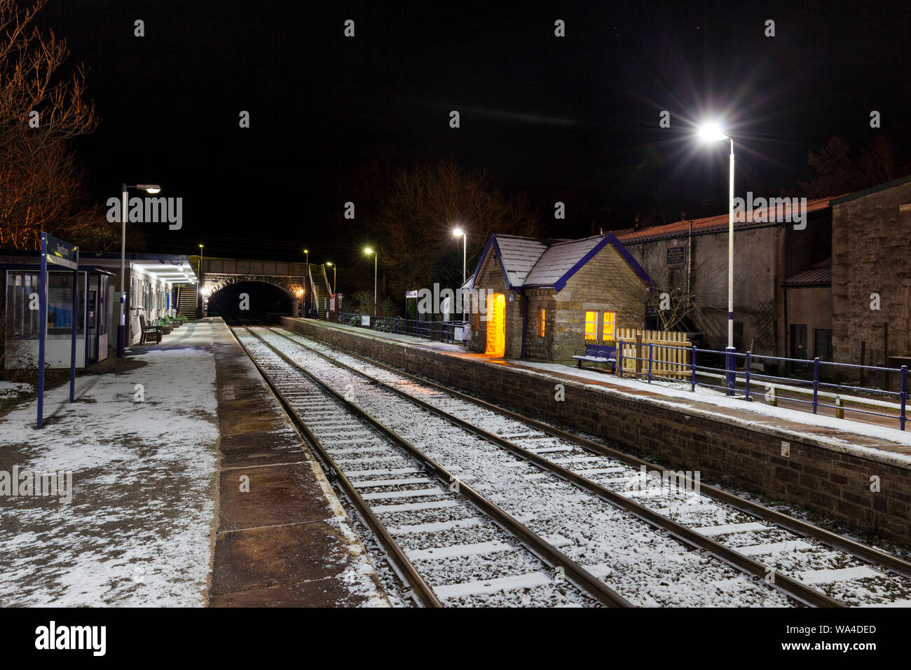Carnforth to settle junction railway line hi-res stock photography and ...