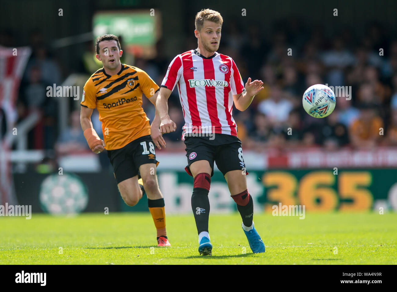 London, UK. 17th Aug, 2019. Mathias Jensen of Brentford during the EFL Sky Bet Championship match between Brentford and Hull City at Griffin Park, London, England on 17 August 2019. Photo by Salvio Calabrese. Editorial use only, license required for commercial use. No use in betting, games or a single club/league/player publications. Credit: UK Sports Pics Ltd/Alamy Live News Stock Photo