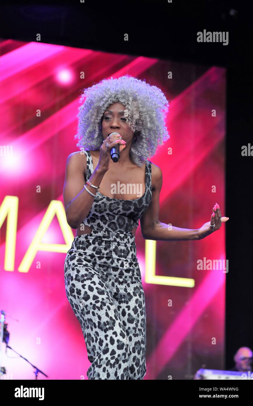 Heather small hi-res stock photography and images - Alamy
