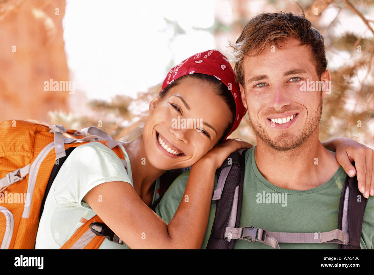 Hikers backpacking hires stock photography and images Alamy