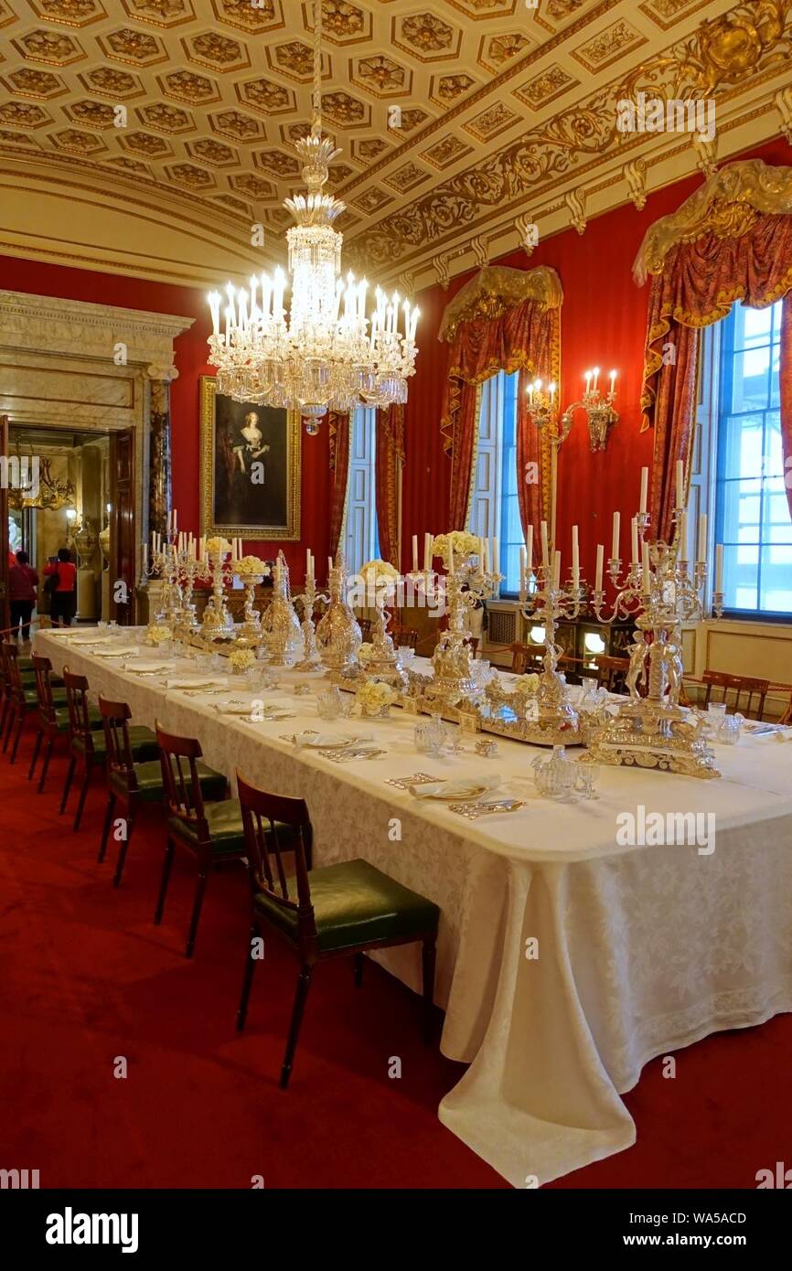 Dining Room, Chatsworth House Derbyshire, England Stock Photo Alamy
