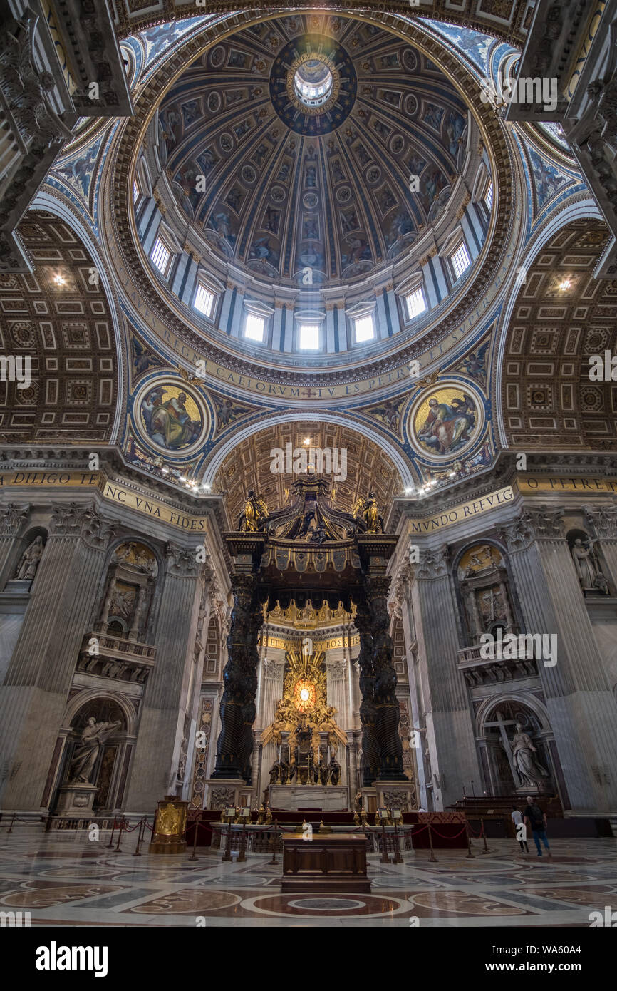 Vatican City 17 May 2017 Interior Of St Peter S Basilica