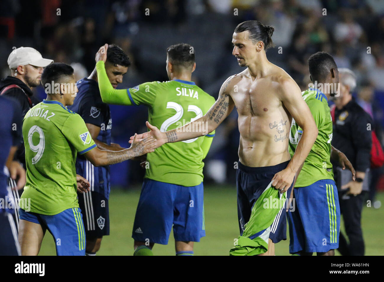 Los Angeles, California, USA. 17th Aug, 2019. LA Galaxy forward Zlatan  Ibrahimovic (9) greets with Seattle Sounders midfielder Raul Ruidiaz (9)  after the 2019 Major League Soccer (MLS) match between LA Galaxy