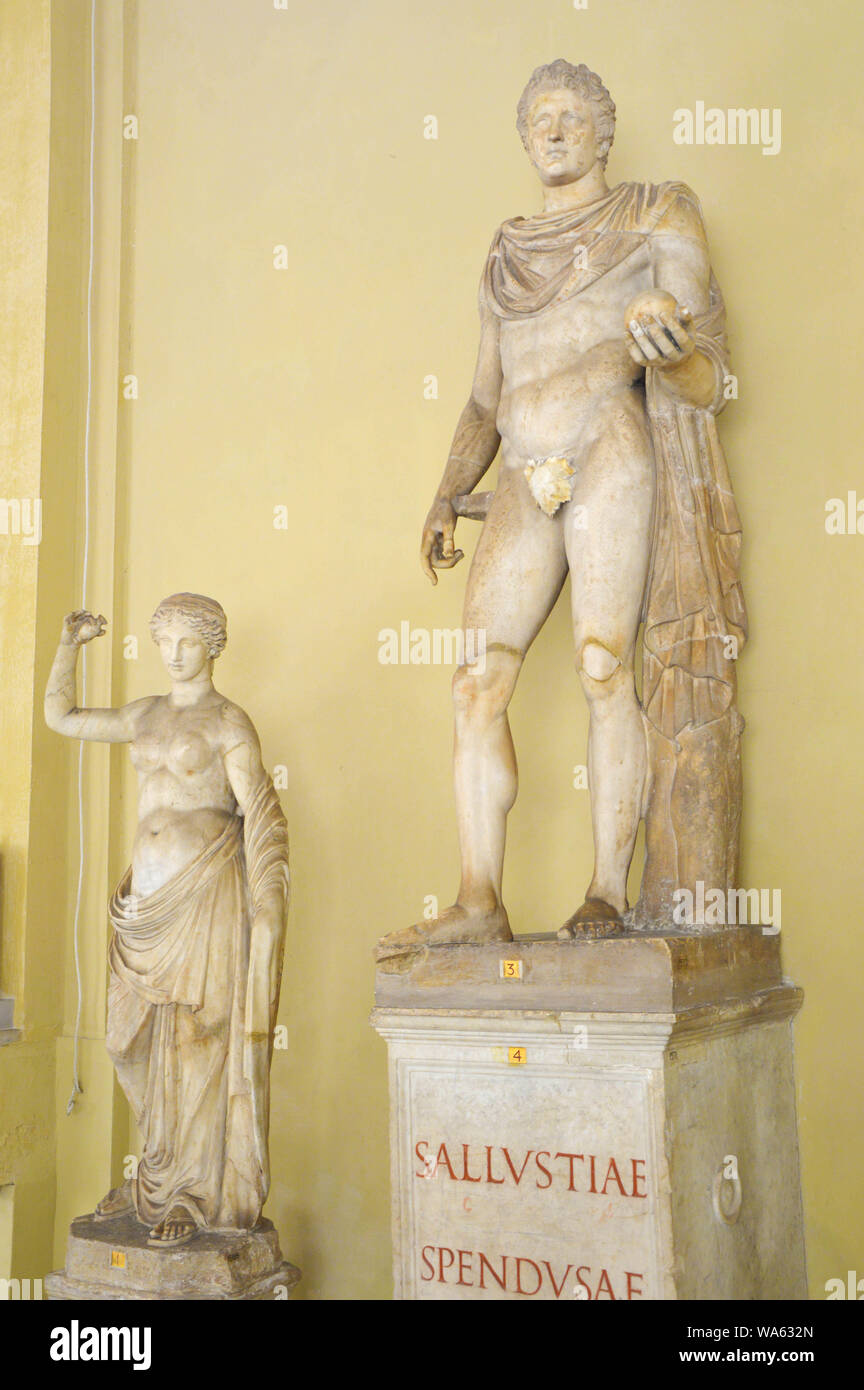 VATICAN CITY APRIL 5, 2016 statues in the Vatican Museums Stock