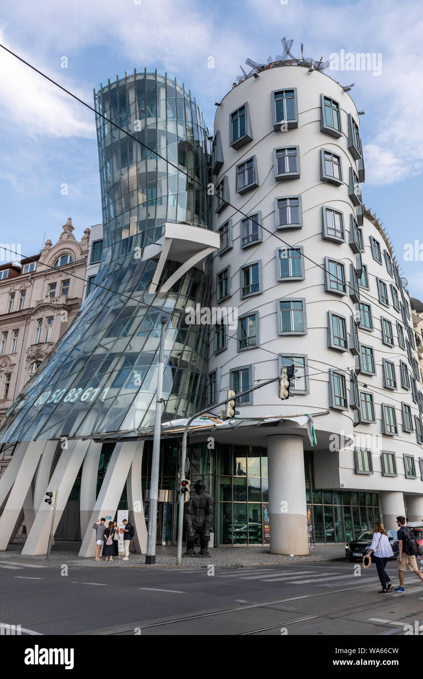 Dancing House in Prague, Czech Republic is designed by Vlado Milunic and  Frank Gehry Stock Photo - Alamy