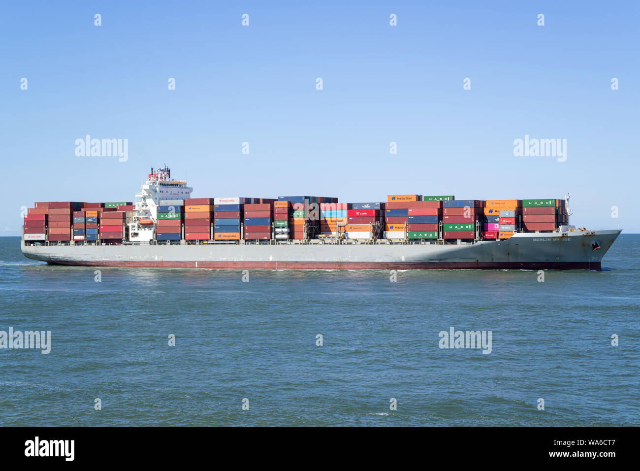 K Line Container High Resolution Stock Photography And Images Alamy