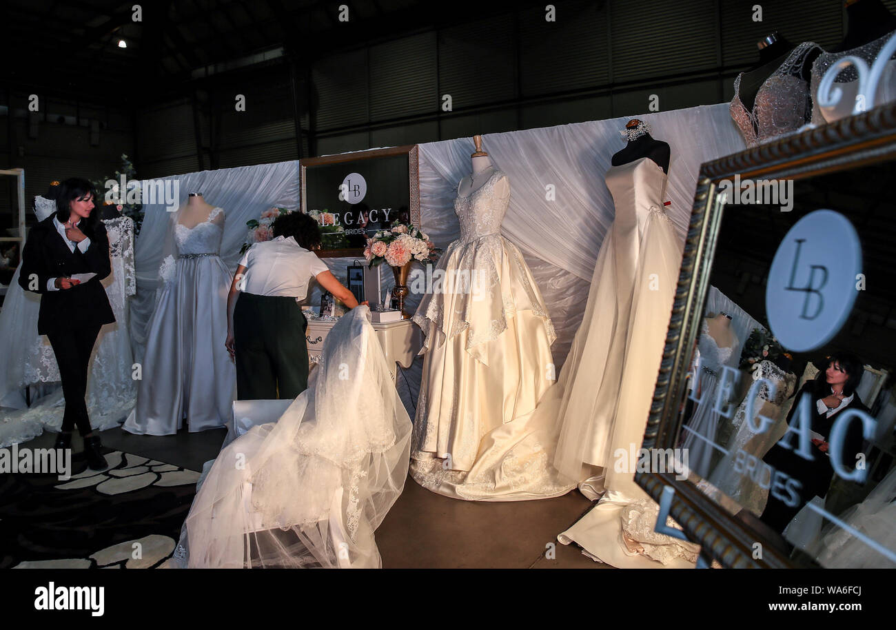 (190818) -- SYDNEY, Aug. 18, 2019 (Xinhua) -- Staff members work during Sydney's annual Wedding Expo at Sydney Olympic Park in Sydney, Australia, On Aug. 18, 2019. (Xinhua/Bai Xuefei) Stock Photo