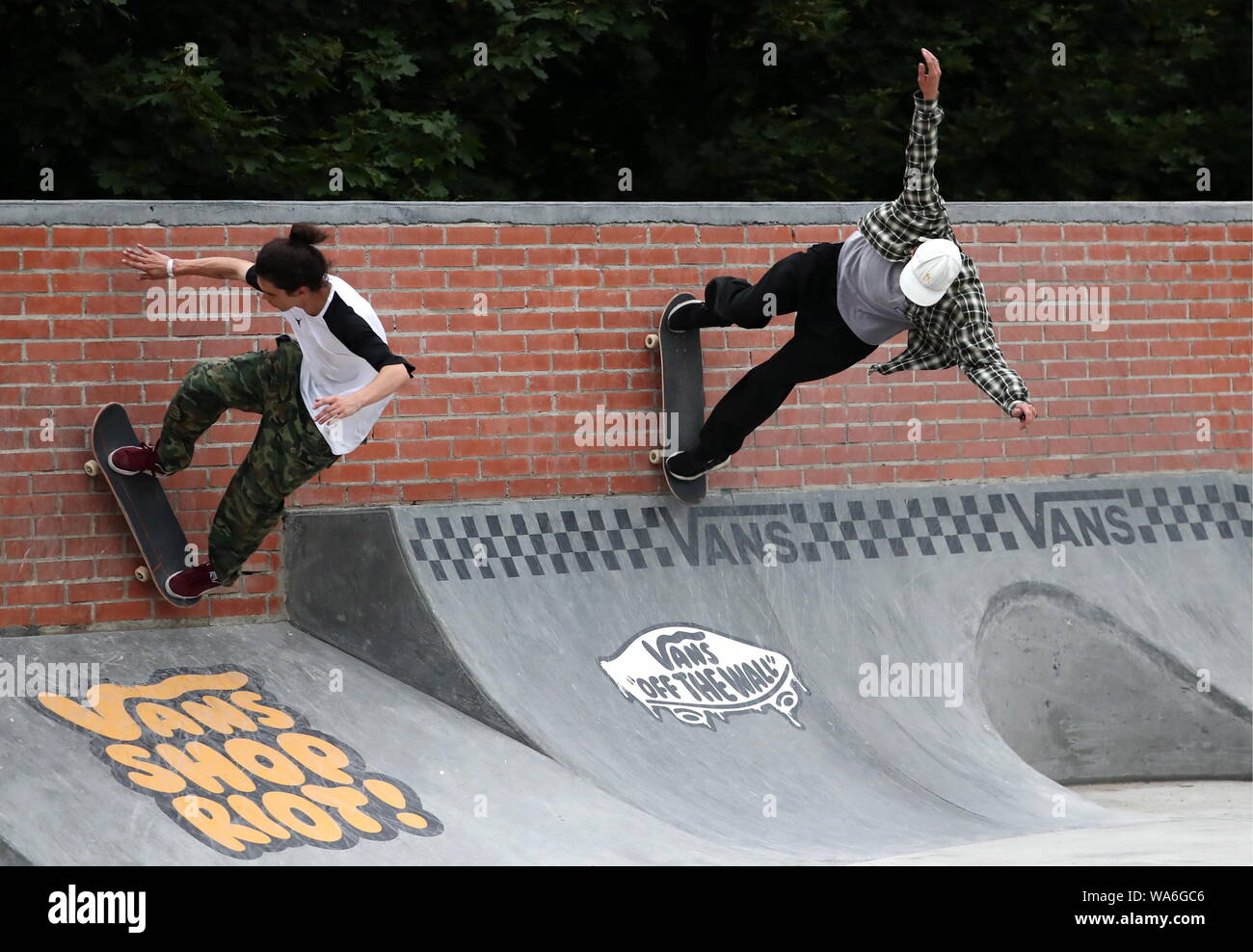 vans skateboard park