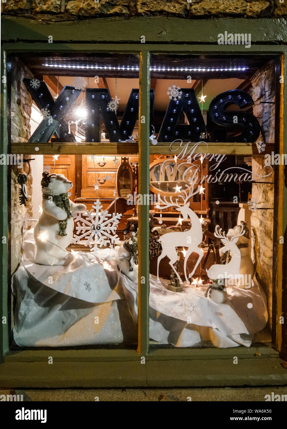 NYC: Bergdorf Goodman's 2008 Holiday window display - Cale…