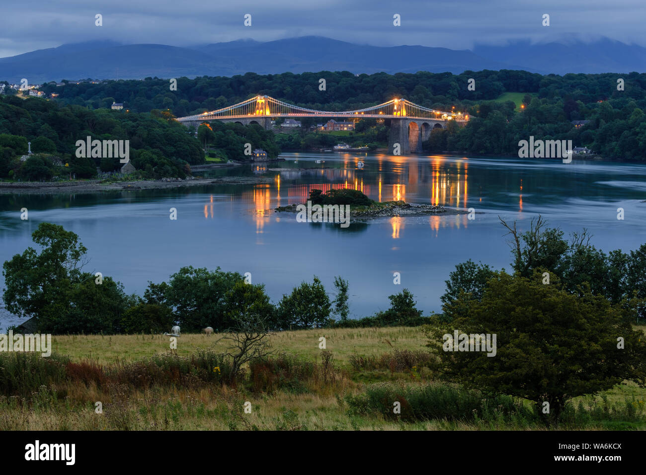 Menai Suspension Bridge, Bangor to Anglesey Stock Photo