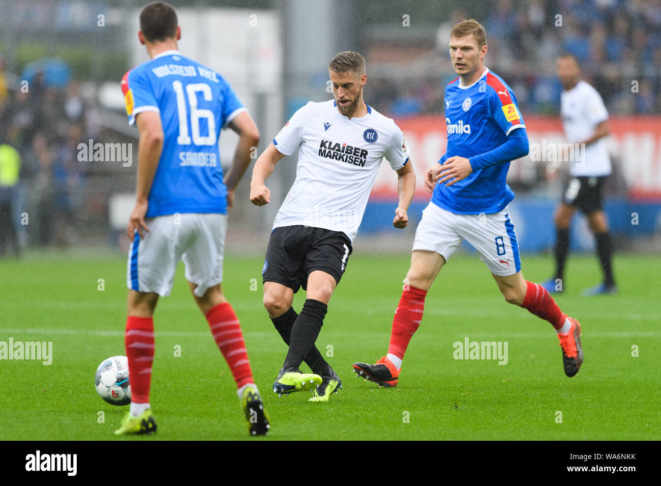 Ges Soccer 2 Bundesliga Holstein Kiel Karlsruher Sc 18 08 2019 Football Soccer 2nd League Holstein Kiel Vs Karlsruher Sport Club Kiel August 18 2019 Usage Worldwide Stock Photo Alamy