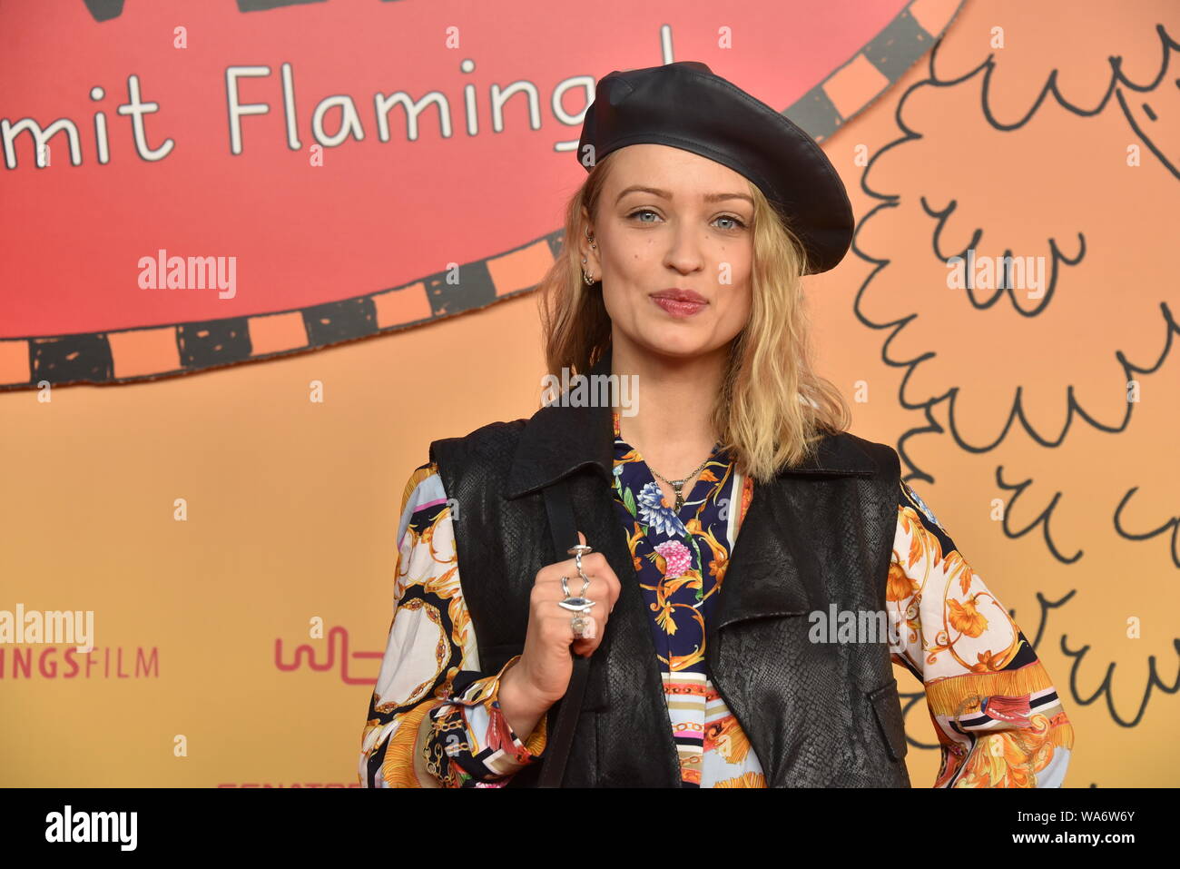 Berlin, Germany. 06th Dec, 2018. The actress Laura Berlin comes to the film  premiere of the film Dogs of Berlin in the Kino International. Credit:  Annette Riedl/dpa/Alamy Live News Stock Photo 