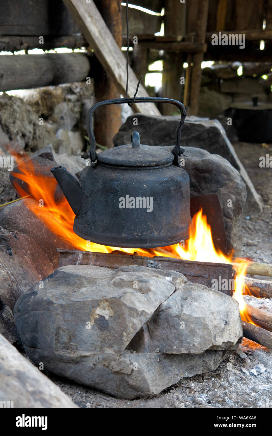 Tea pot fire hires stock photography and images Alamy