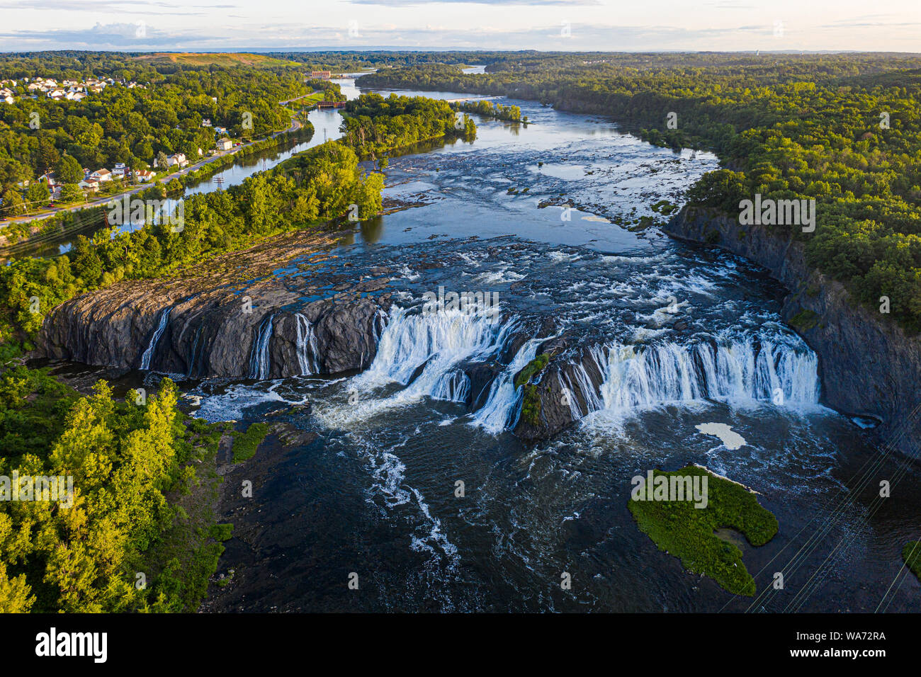 New york drone river hi res stock photography and images Alamy New york drone river hi res stock photography and images Alamy