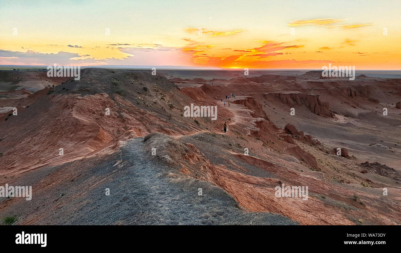 Bayanzag Flaming Cliffs, Gobi Desert, Mongolia Stock Photo - Alamy