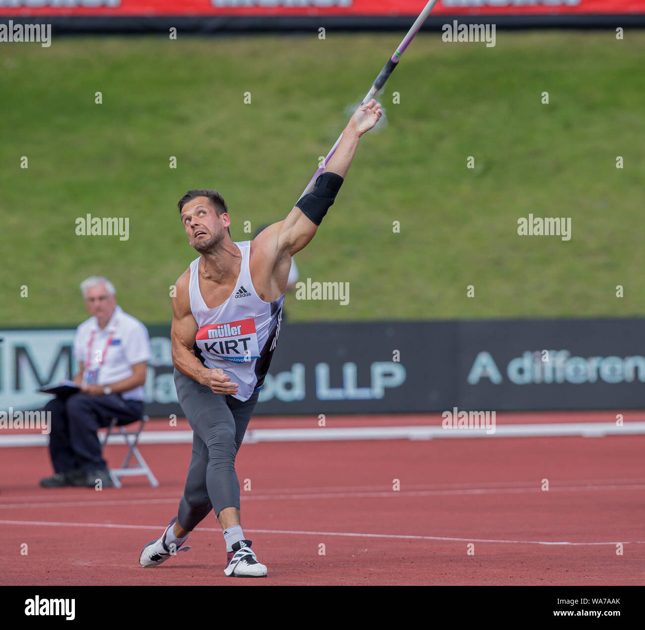 Mens javelin hi-res stock photography and images - Page 6 - Alamy