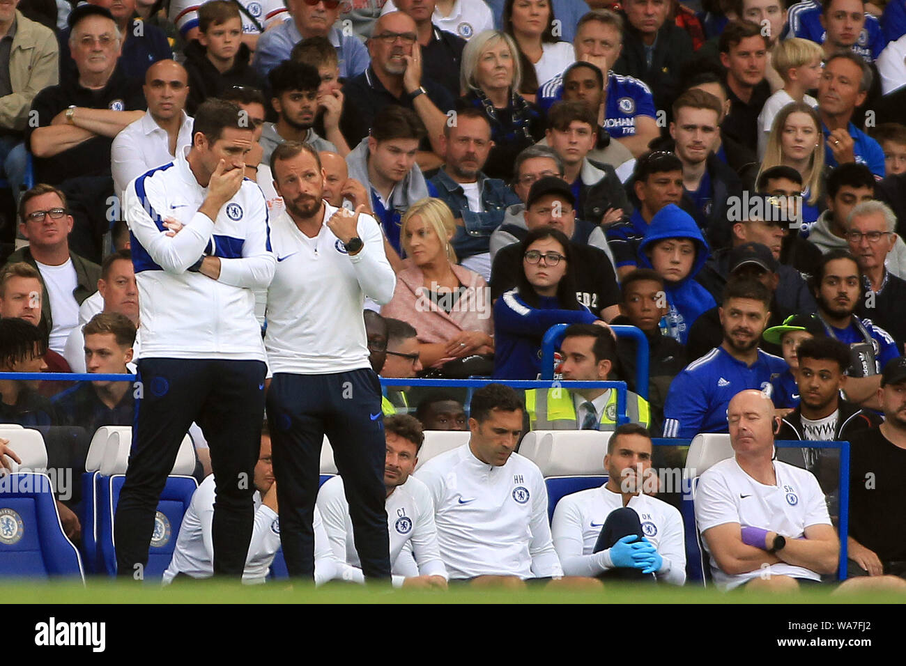 Chelsea Head Coach Frank Lampard L And His Assistant Jody Morris R Have A Chat On Chelsea Head Coach Frank Lampard L And His Assistant Jody Morris R Have A Chat On
