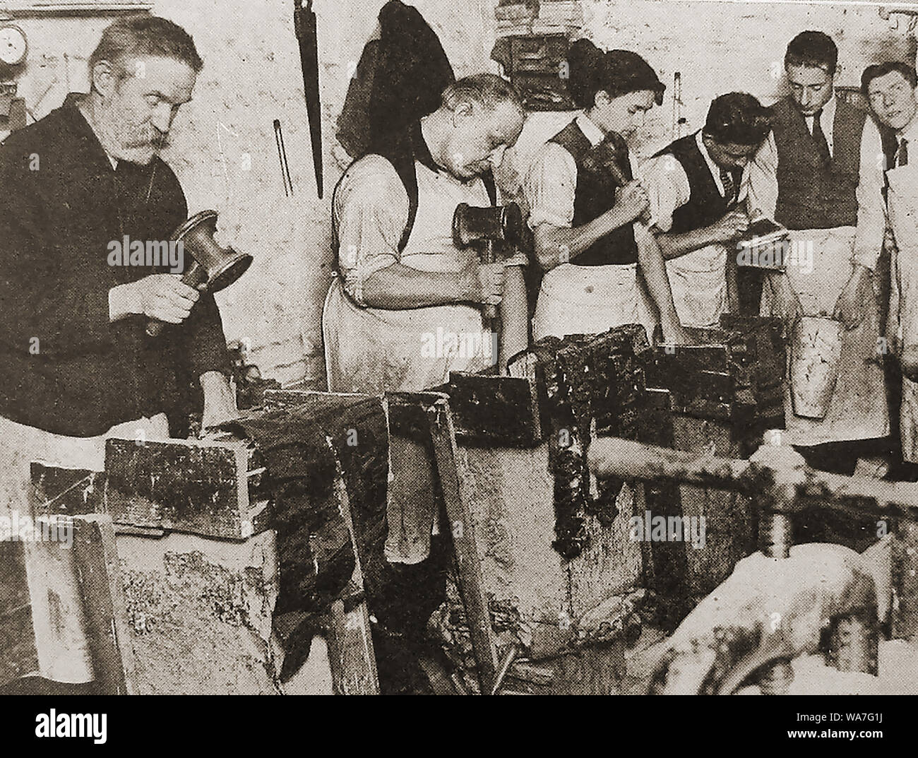 Goldbeaters hires stock photography and images Alamy