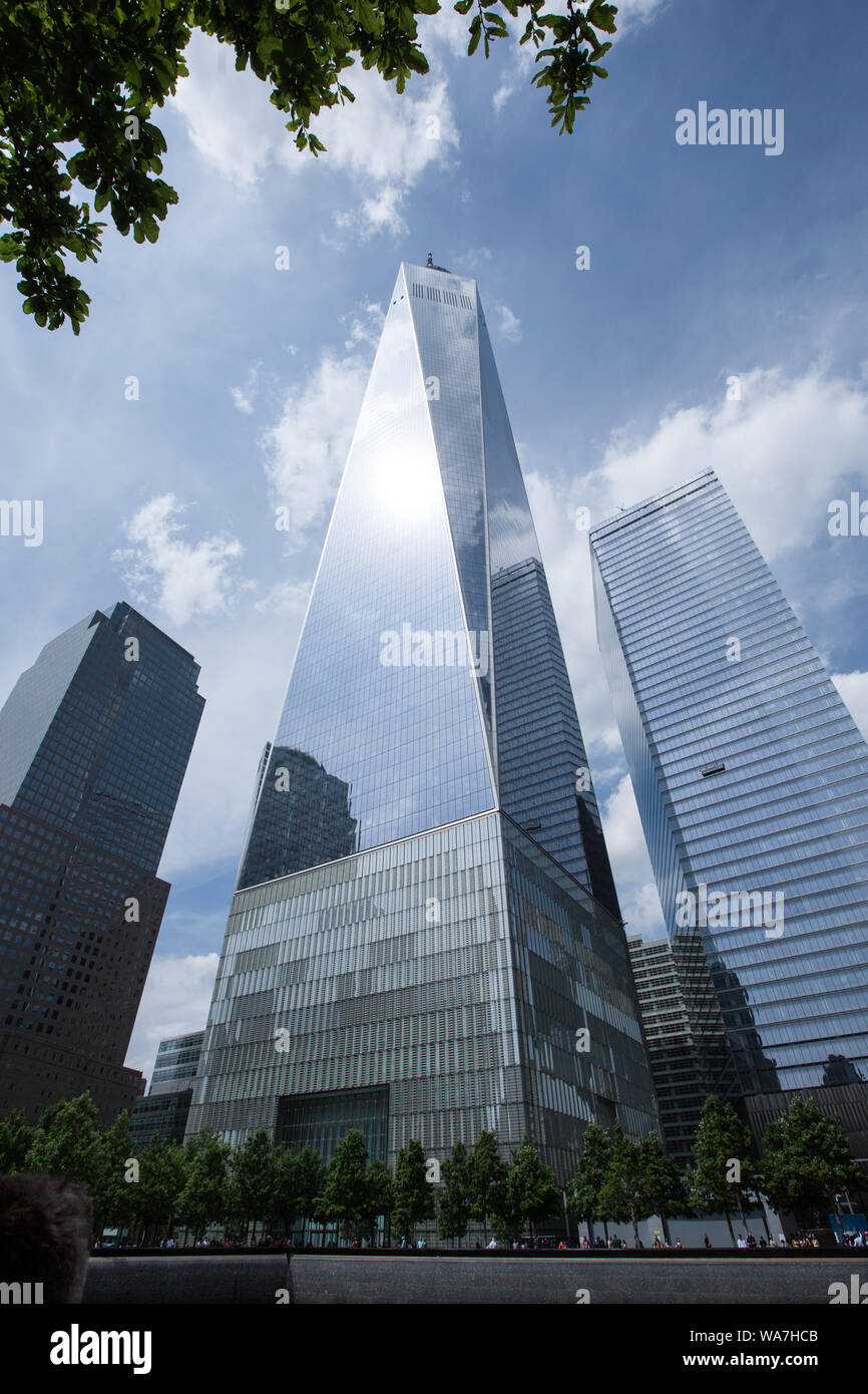 South Pool of National September 11 Memorial with One World Trade ...