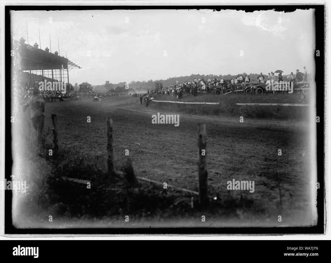 Auto races, Bennings, Md. [i.e., Washington, D.C.], 1915 Stock Photo