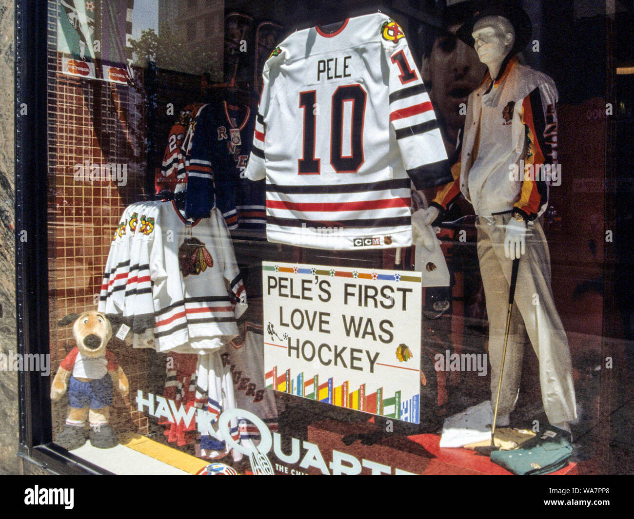 6,694 Chicago Blackhawks Jersey Stock Photos, High-Res Pictures