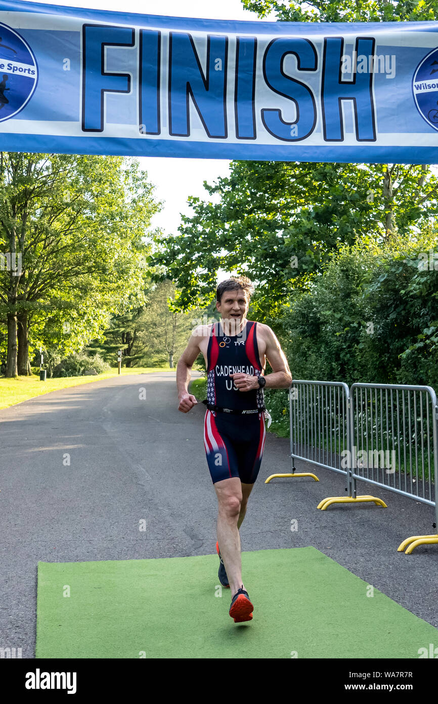 Finish line banner hires stock photography and images Alamy