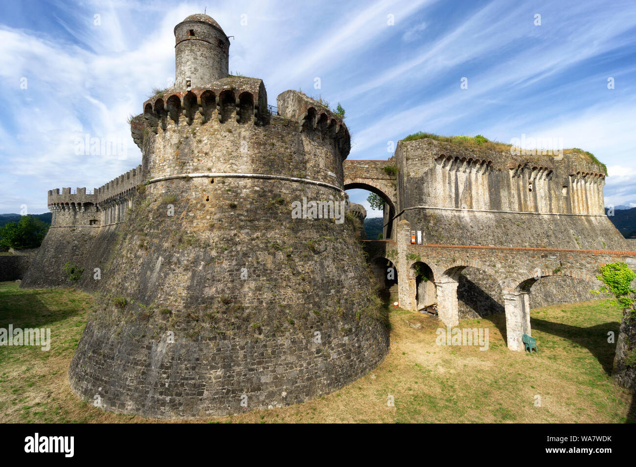 Fortress sarzanello hires stock photography and images Alamy