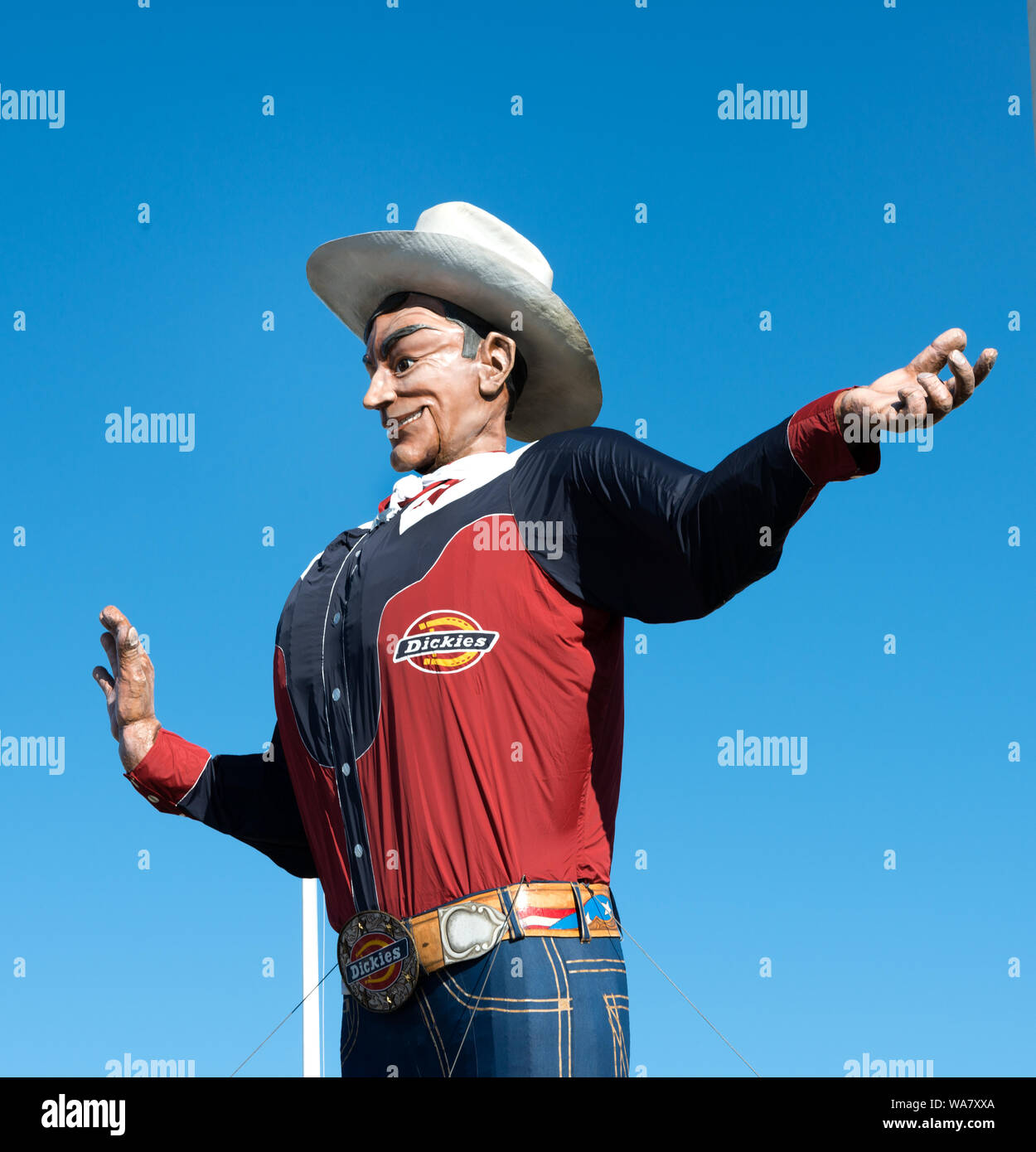 Big Tex, a 52foottall, metalandfabric talking cowboy who