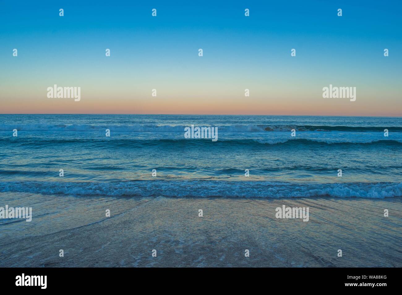 Human body water art hi-res stock photography and images - Alamy