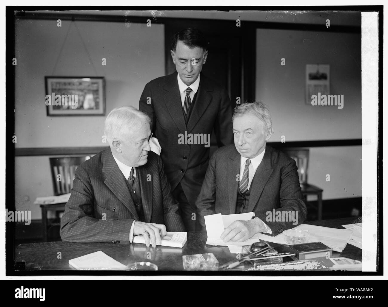 C.L. Shaver, Sen. Key Pittman & John W. Davis at Dem. hdqtrs., [9/27/24] Stock Photo