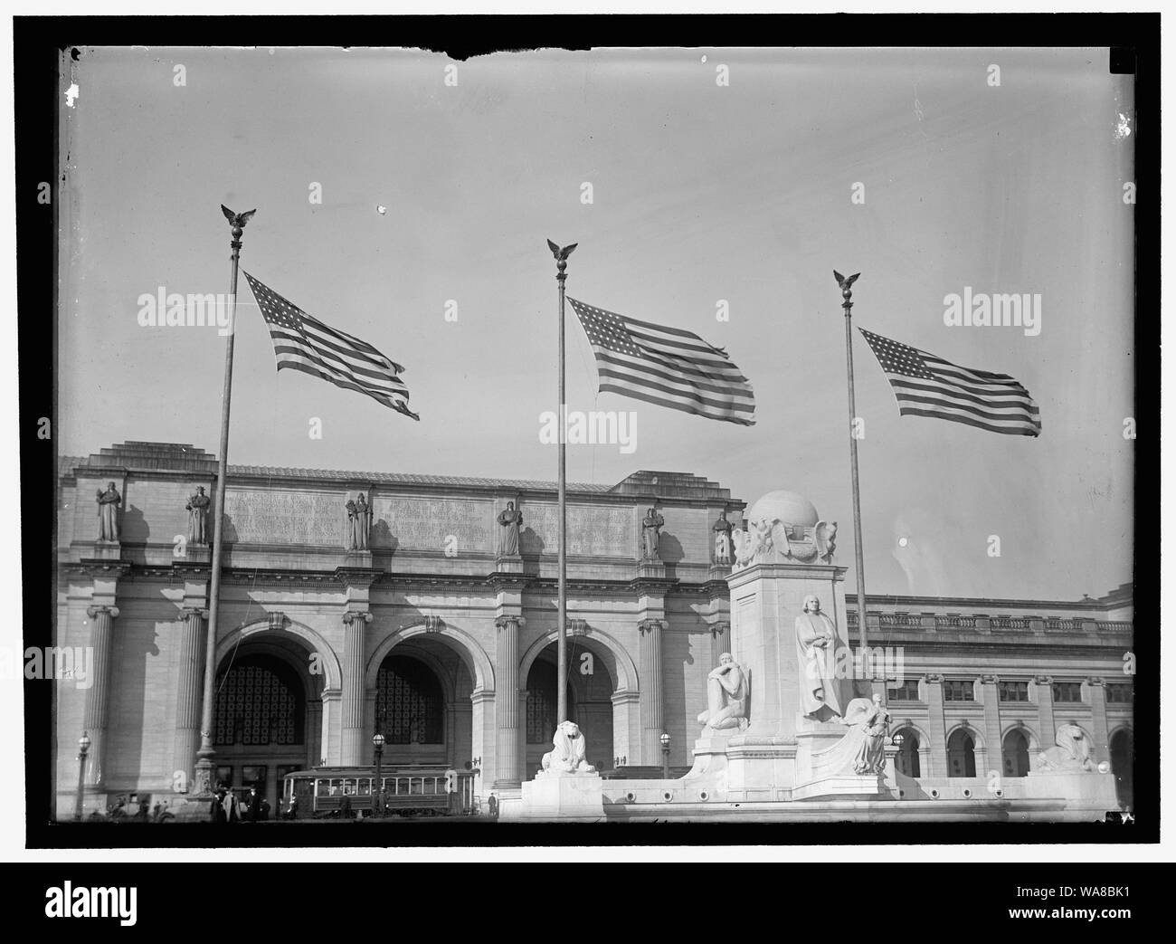 Columbus public monuments hi-res stock photography and images - Alamy