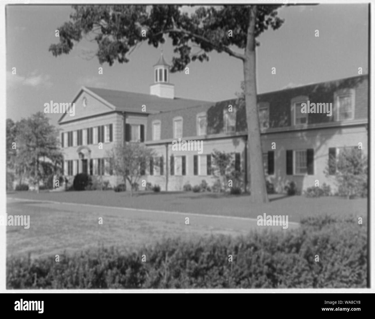 C.W. Post College, Riggs Hall (dormitory), Brookville, Long Island
