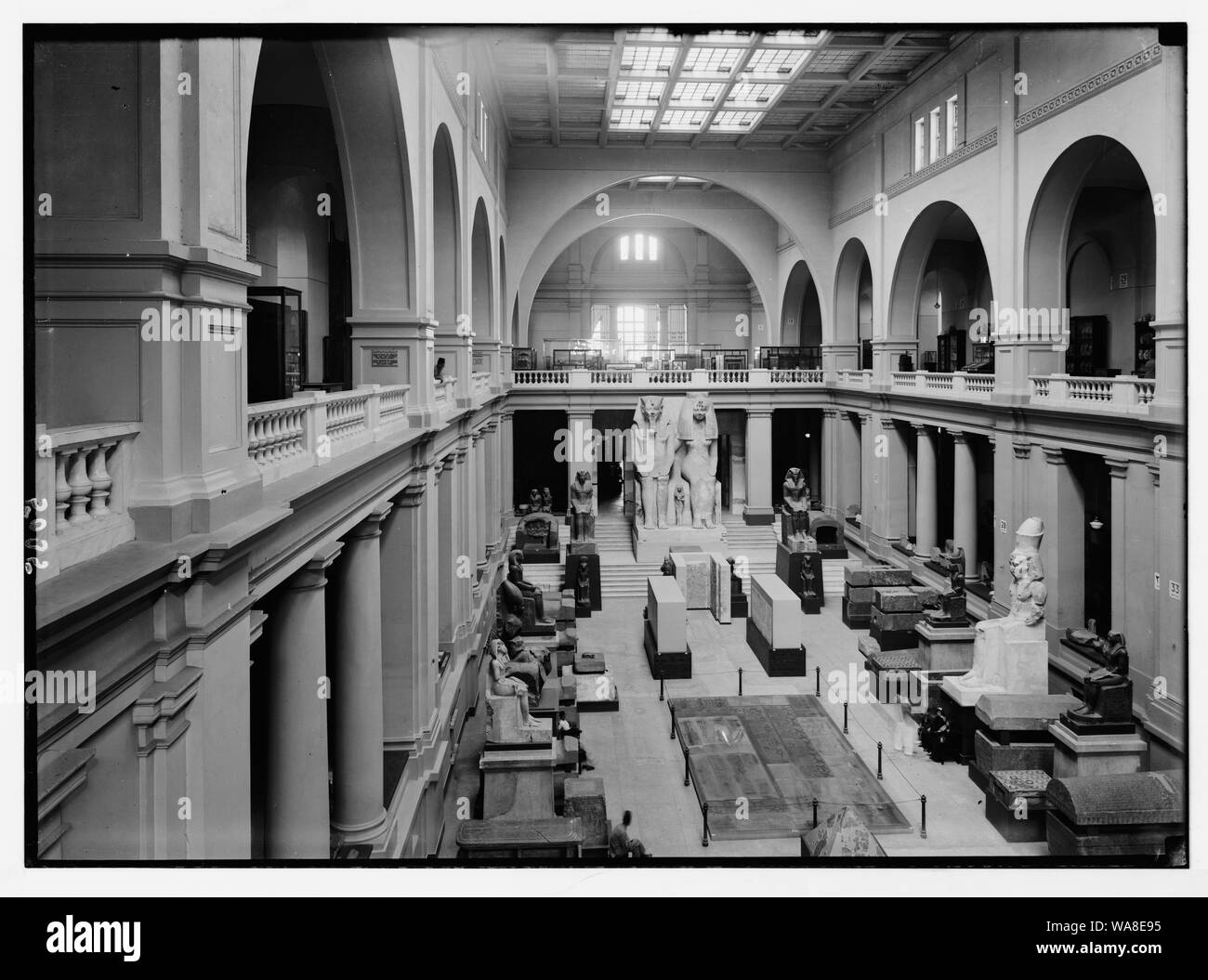 Cairo and district, Egypt. The Egyptian Museum. Interior of main hall ...