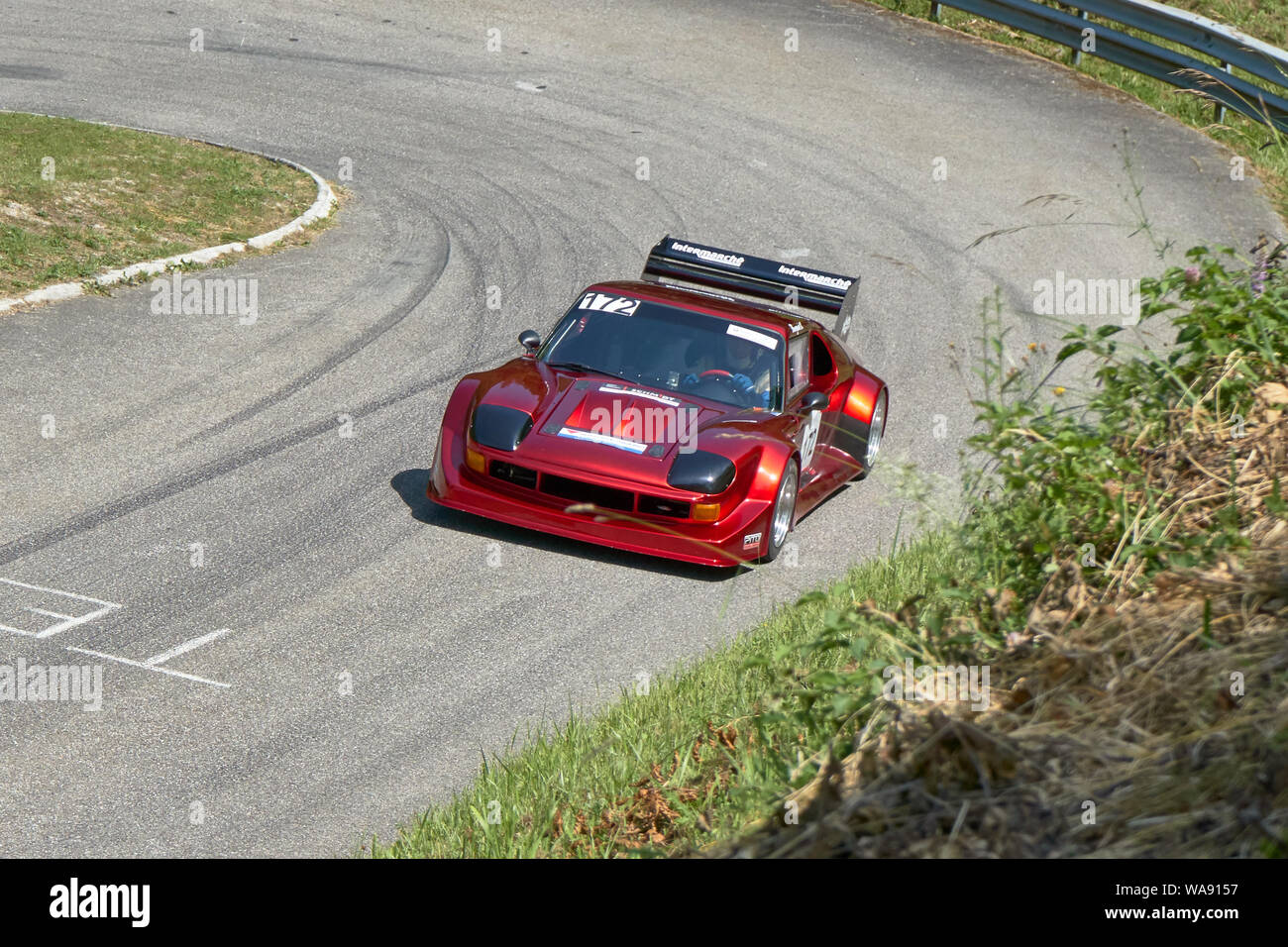 U Turn Racing Line U turn car hi-res stock photography and images - Alamy