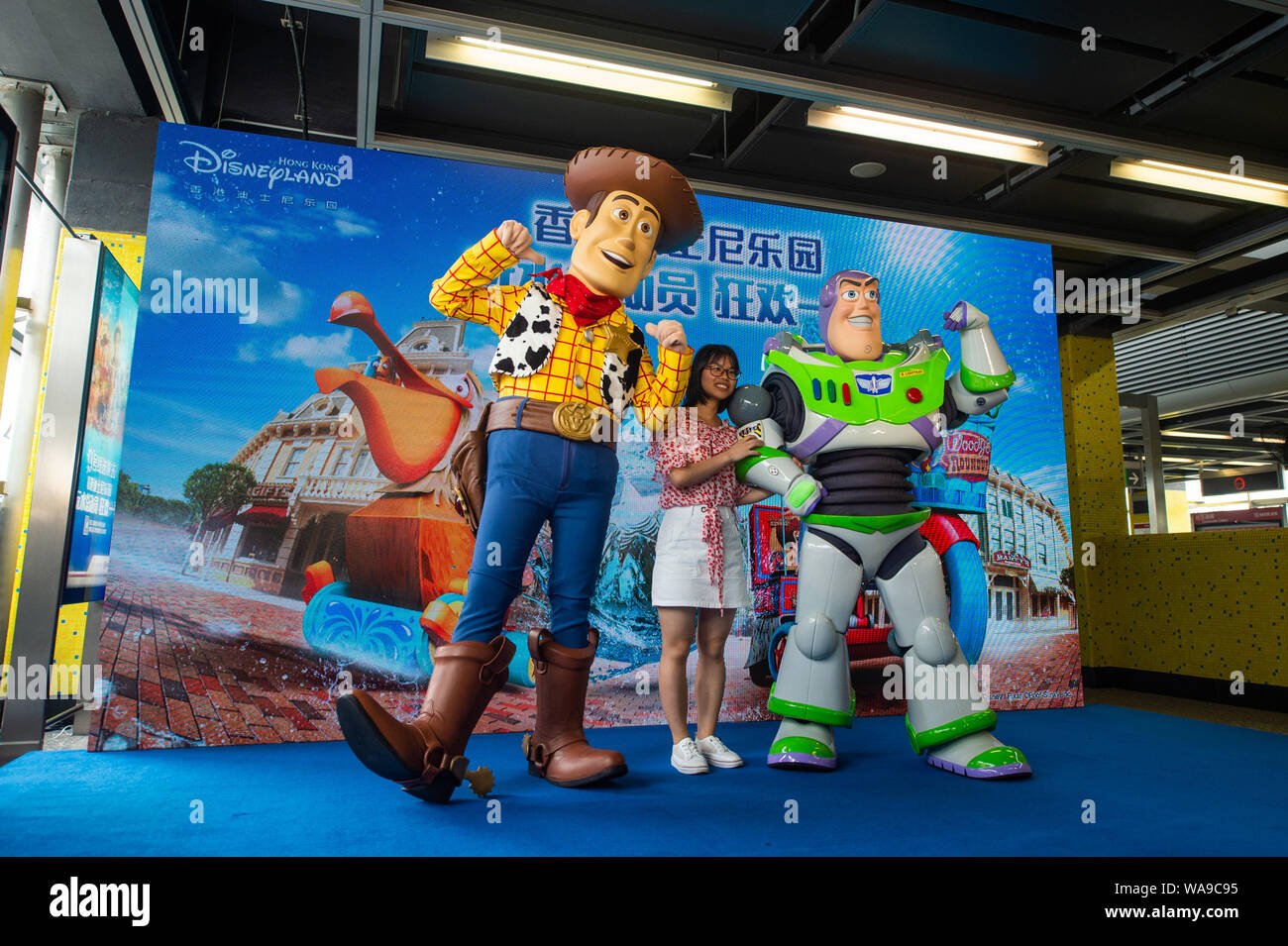 buzz lightyear entertainer