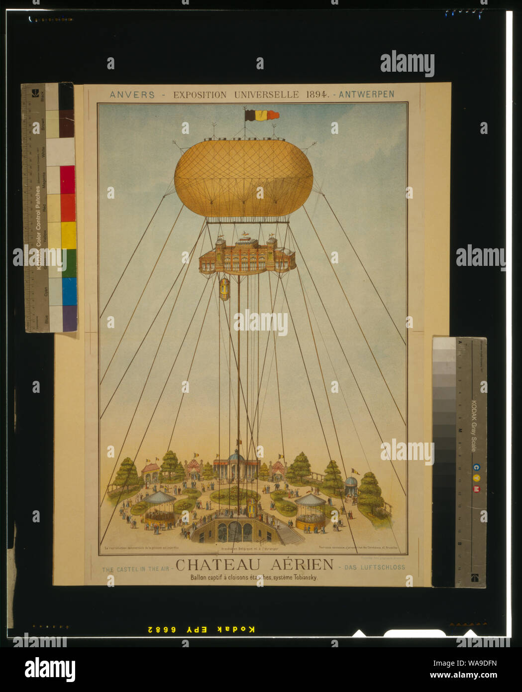 Chateau aérien. Ballon captif à cloisons étanches, système Tobiansky; Belgian poster shows an air station suspended by a captive balloon at the 1894 world's fair in Antwerp, Belgium. Advertises Alfred Tobiansky d'Altoff's patented device for moving passengers from a platform on the ground to the air station. Stock Photo
