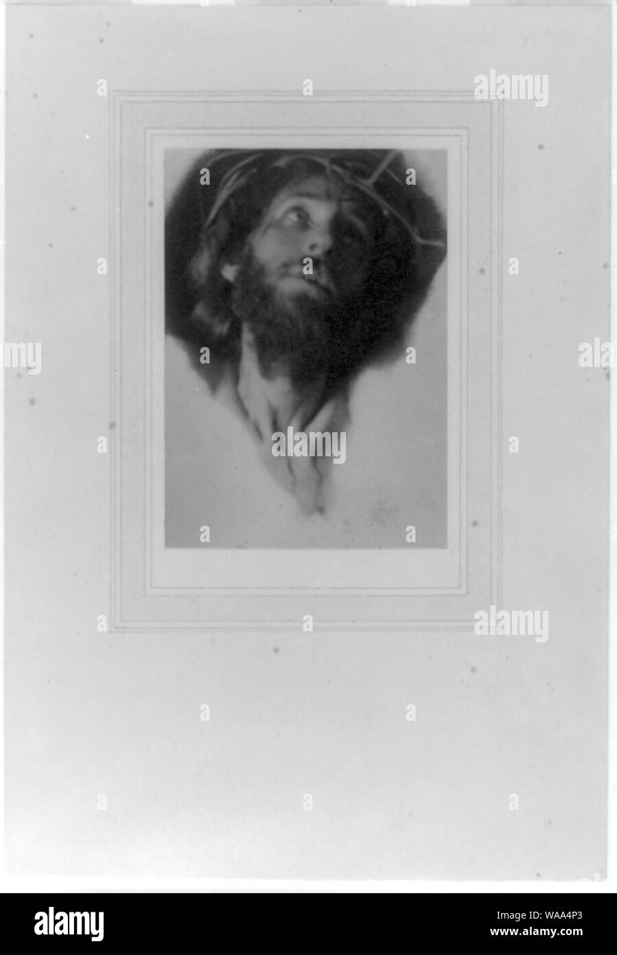 Christ with crown of thorns hi-res stock photography and images - Alamy