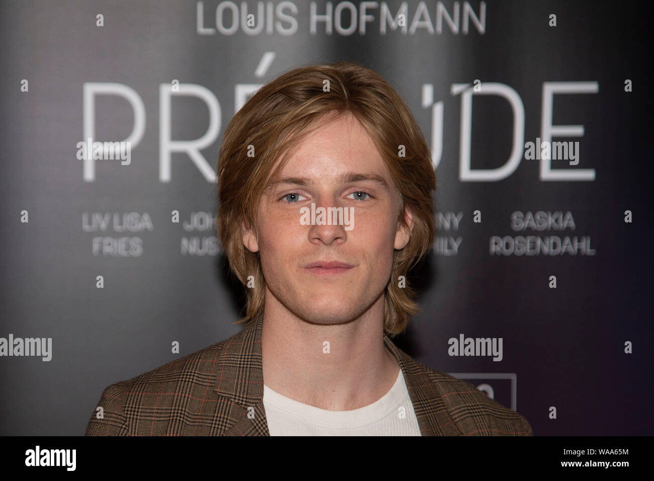 Cologne, Deutschland. 16th Aug, 2019. Louis HOFMANN, Germany, actor, plays the role of David, Red Carpet, Red Carpet Show, arrival, arrival, film premiere PRELUDE in Koeln, 09.10.2018. | usage worldwide Credit: dpa/Alamy Live News Stock Photo
