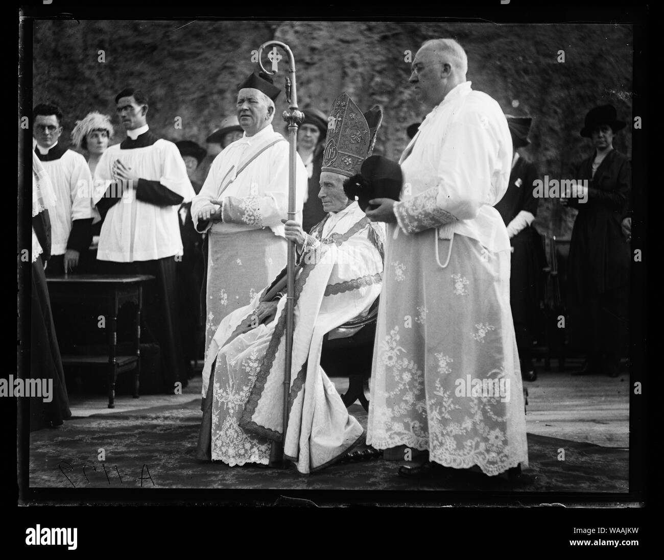 Public religious service hi-res stock photography and images - Alamy