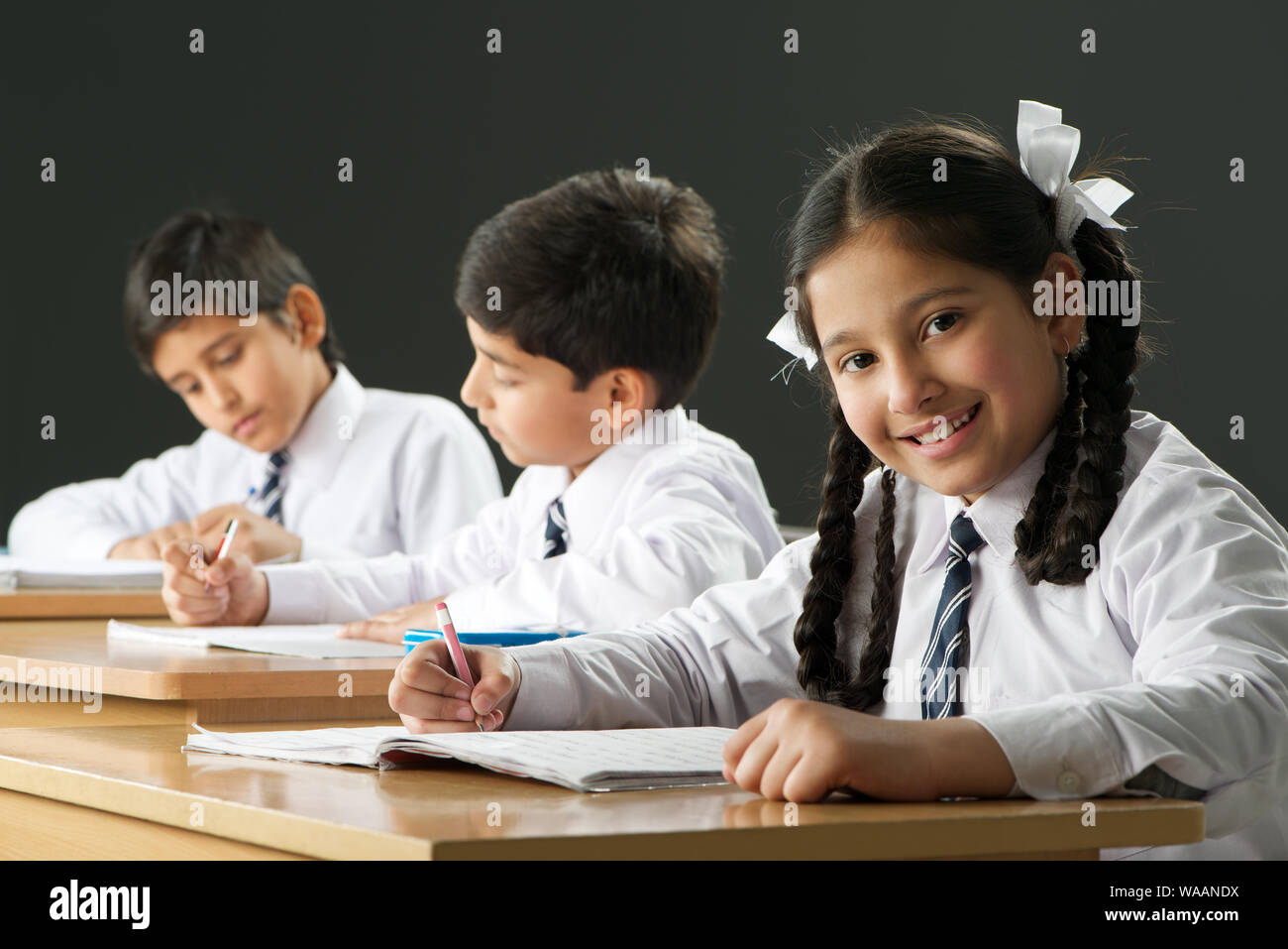 Indian Children Studying Hi-res Stock Photography And Images - Alamy