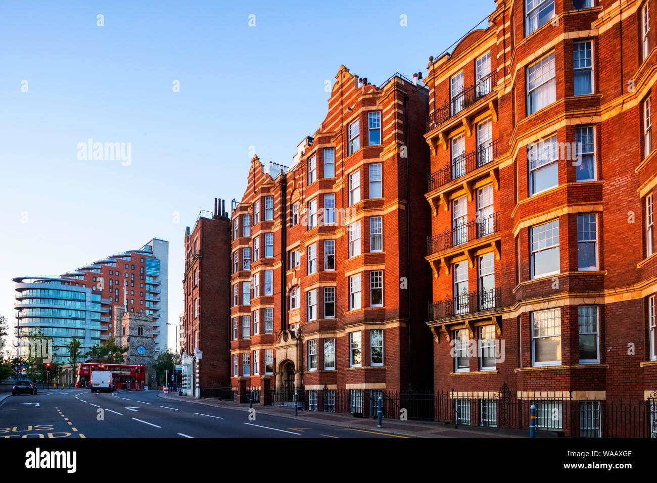 Watefront apartments hires stock photography and images Alamy