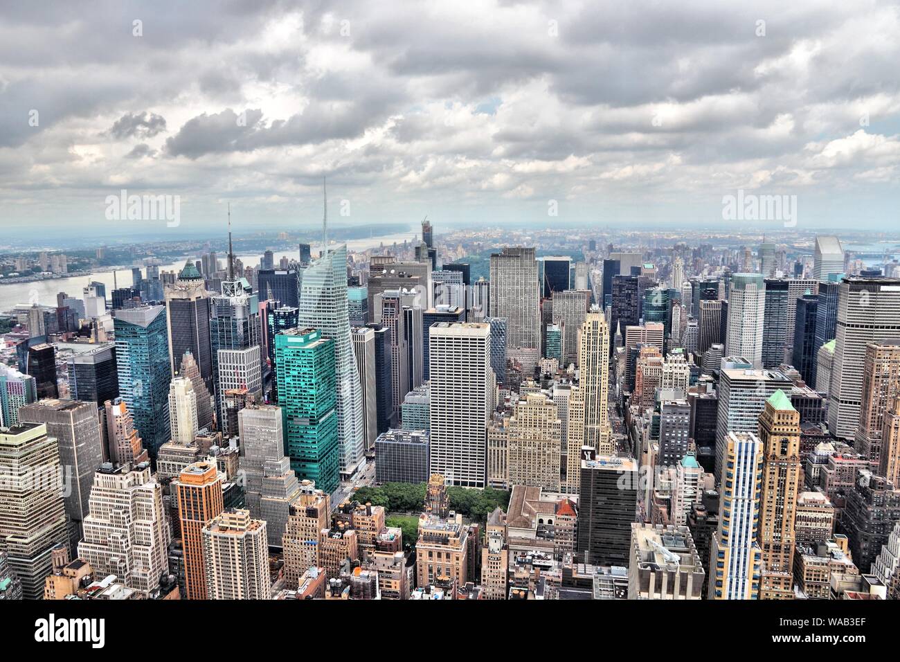 Hdr view midtown manhattan hi-res stock photography and images - Alamy