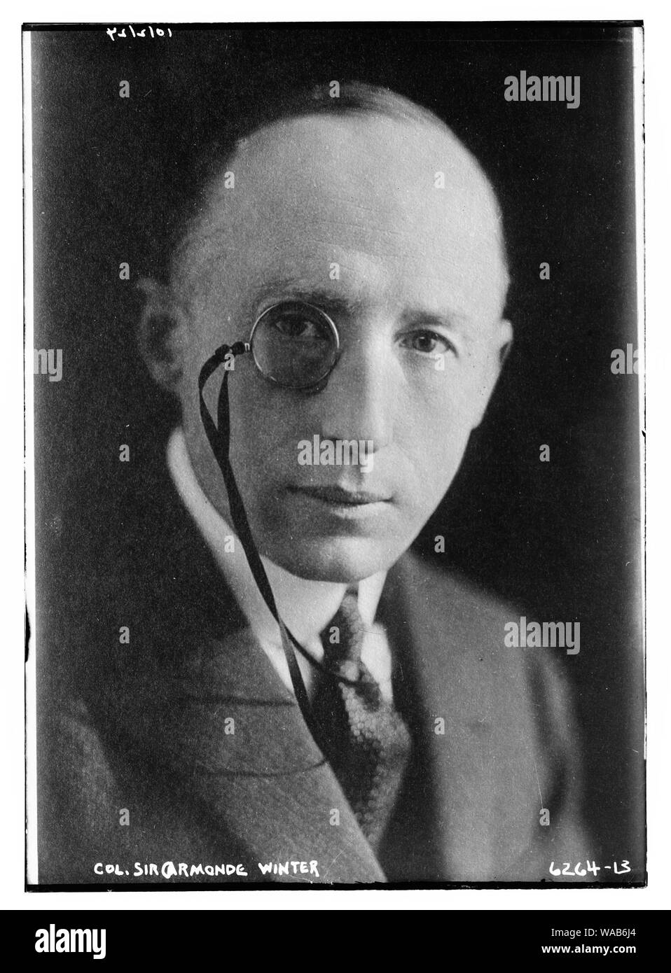 Soldier winter uniform Cut Out Stock Images &amp; Pictures - Alamy