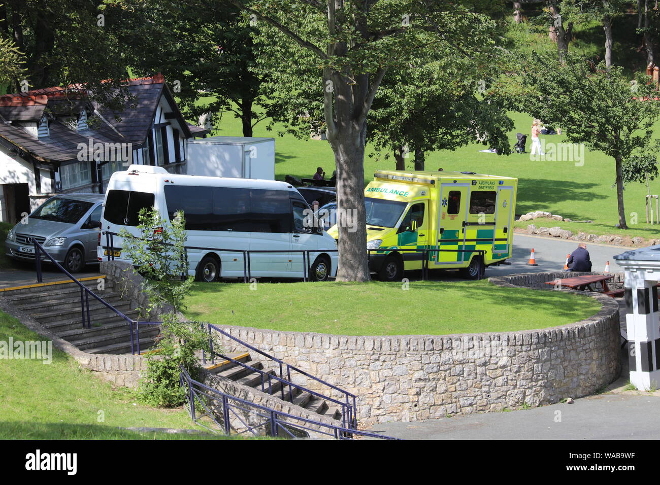 Monday 19 August 2019, Llandudno, ITV soap stars in Llandudno, Coronation street stars Sam Aston and Dolly-Rose are filming scens in Llandudno on the Great Orme Stock Photo