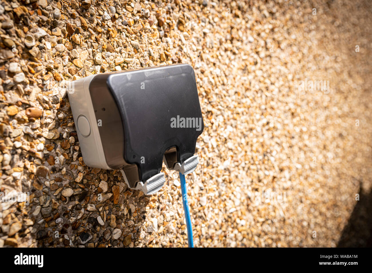 Domestic outdoor electrical outlet socket waterproof box with blue