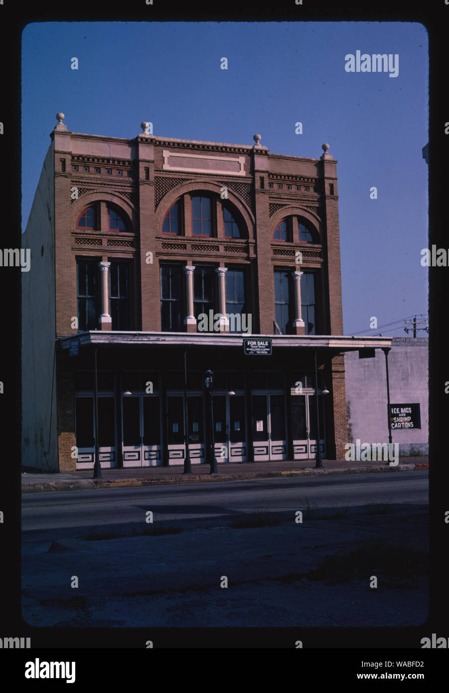 Commercial building galveston texas hi-res stock photography and images ...